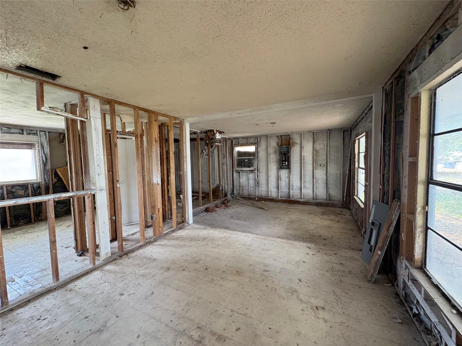 Image 3 of 7 For 830 10th Street