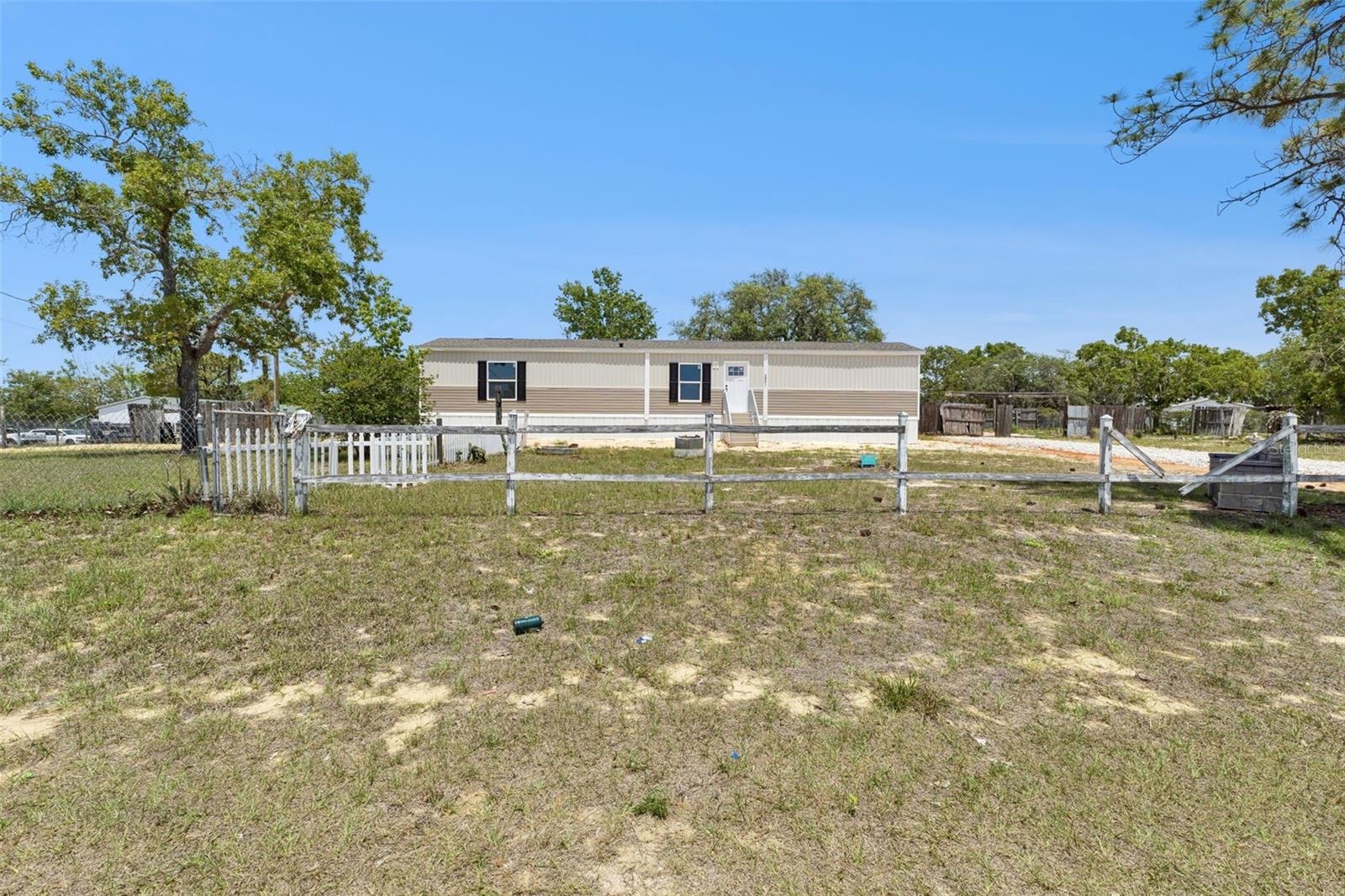 Details for 2861 Fast Trot Trail, LAKE WALES, FL 33898