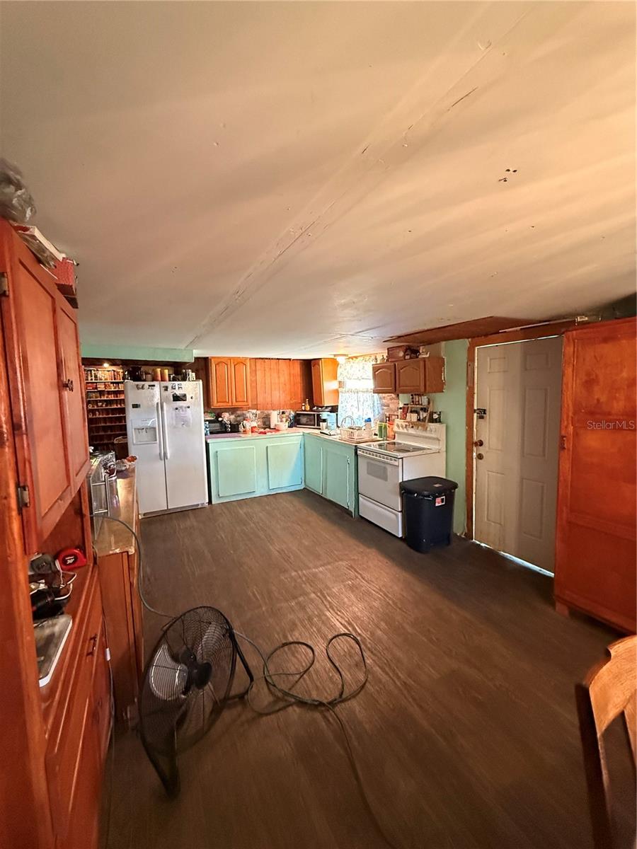 Image 12 of 20 For 222 4th Street W