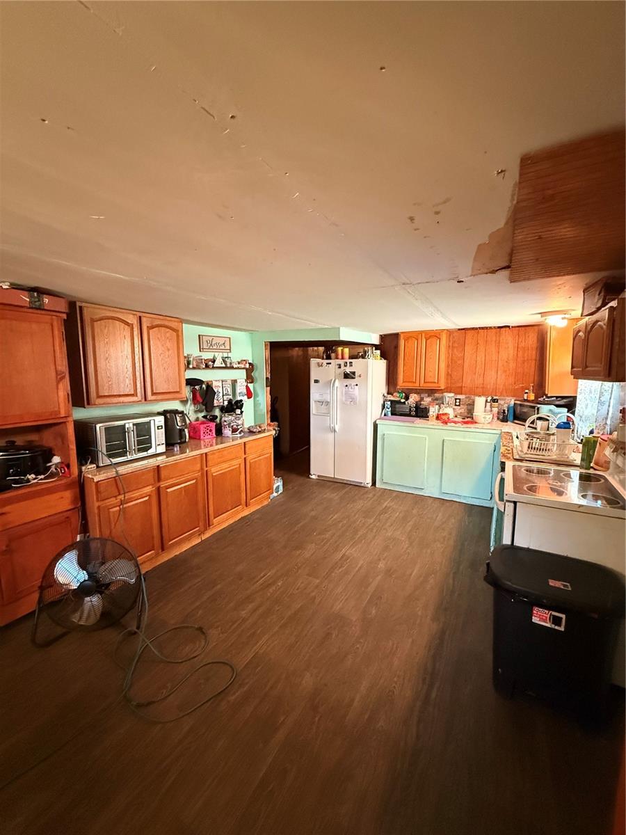 Image 13 of 20 For 222 4th Street W