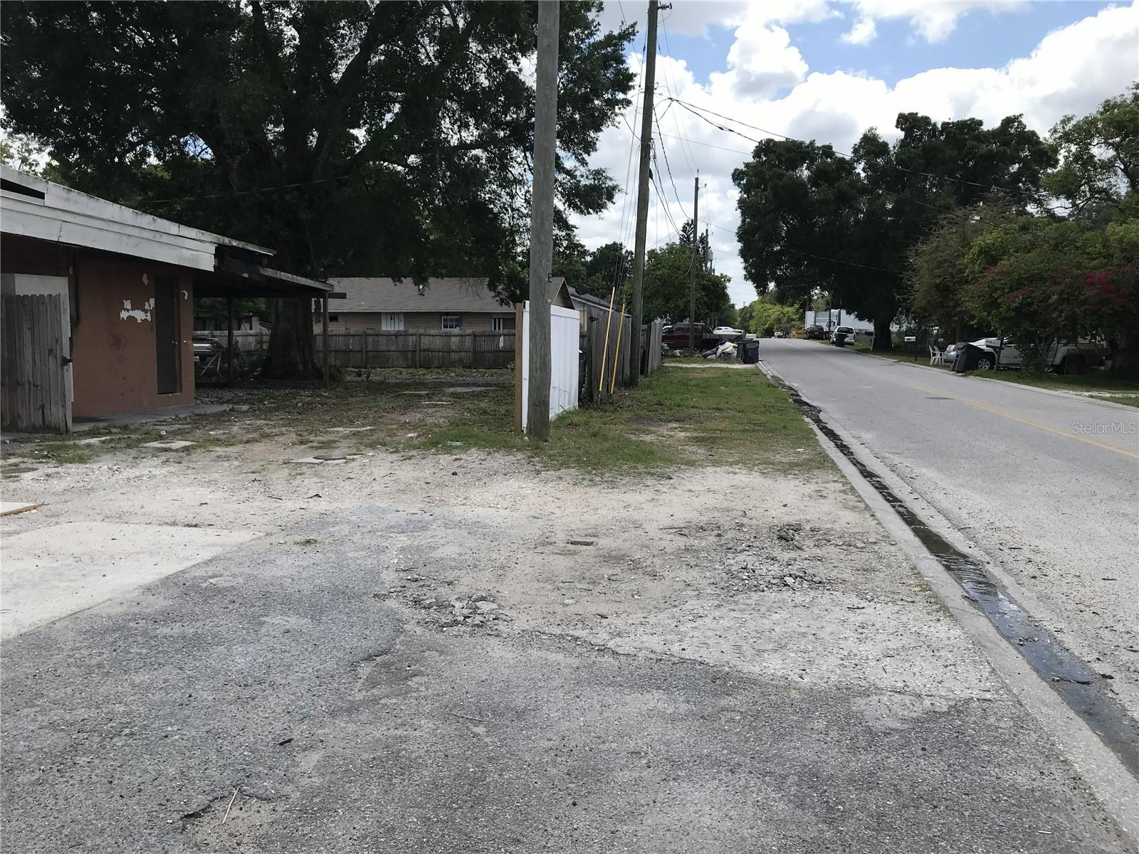 Image 8 of 32 For 204 Snively Avenue