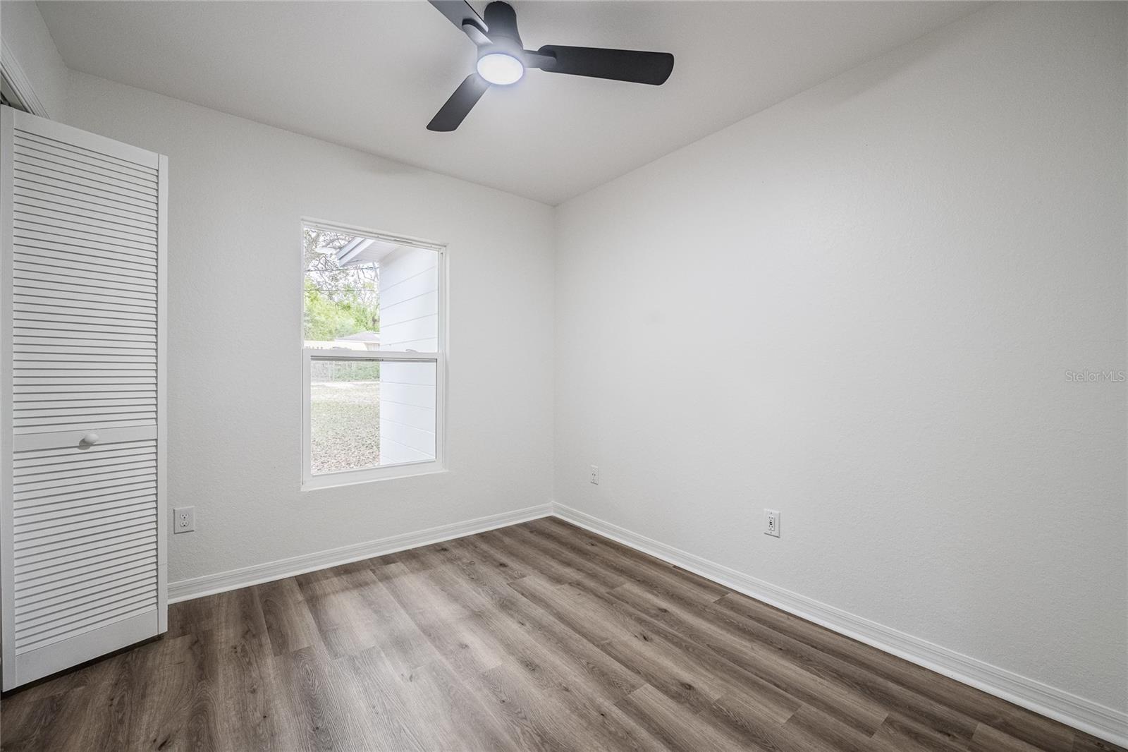 Image 19 of 25 For 1634 Warren Avenue