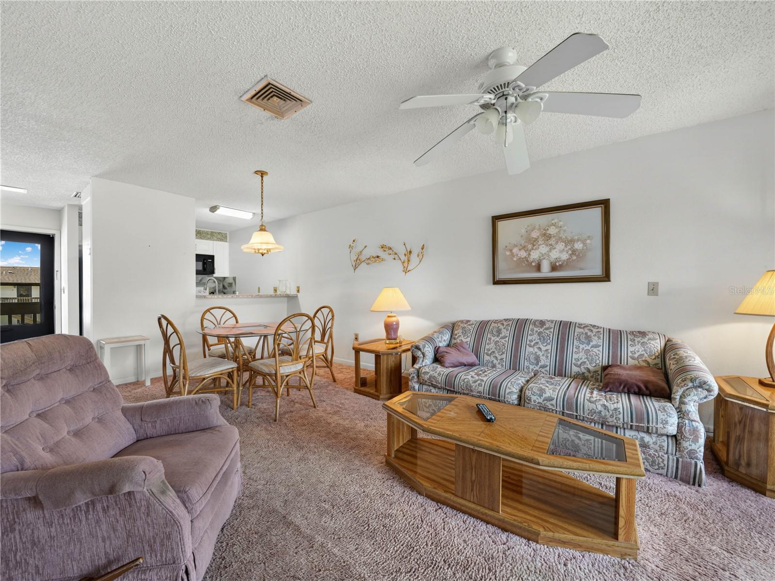 Image 4 of 16 For 900 Avenue Z Se D6