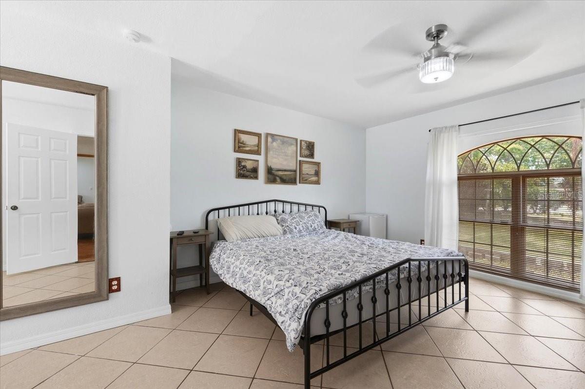 Image 15 of 45 For 450 Pomelo Street