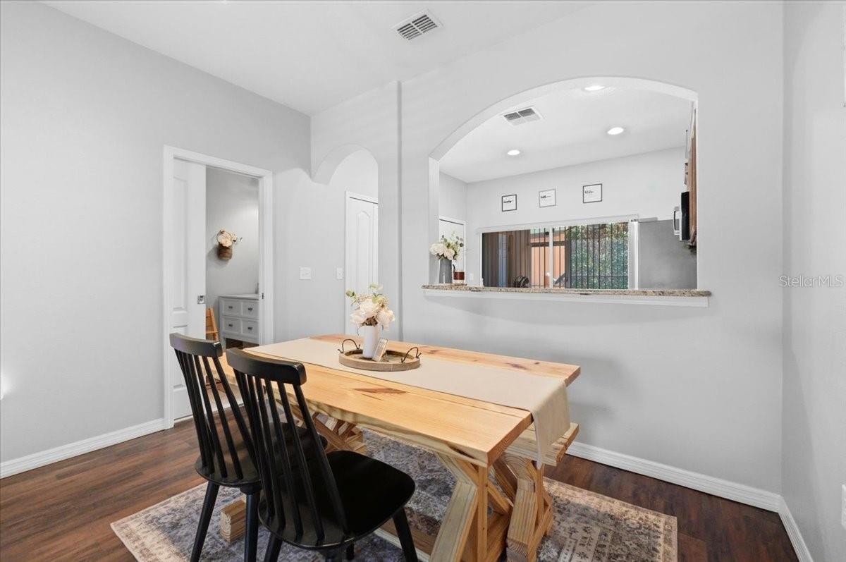 Image 16 of 41 For 4187 Shade Tree Lane