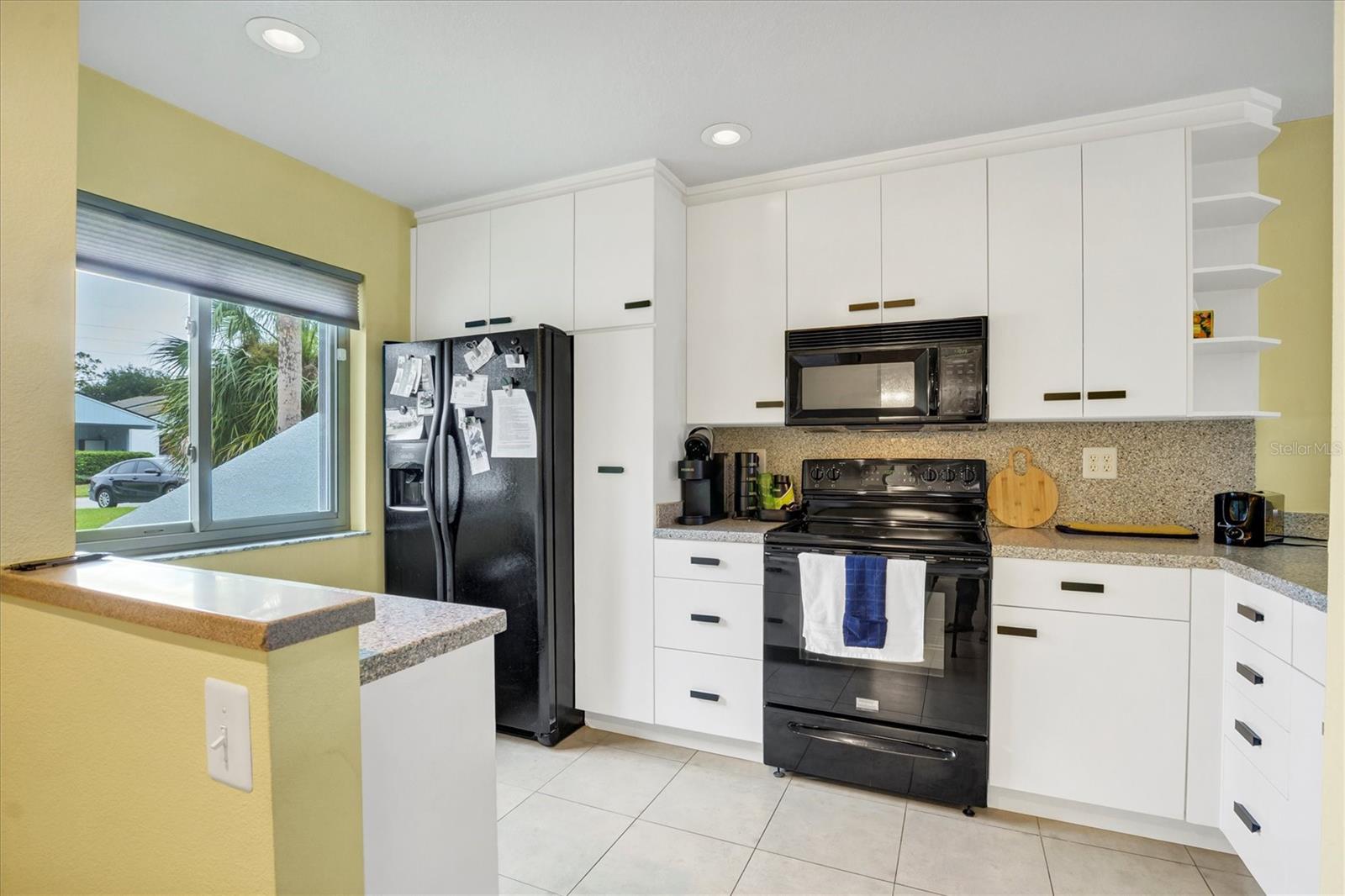 Image 6 of 46 For 455 Prestwick Place 455