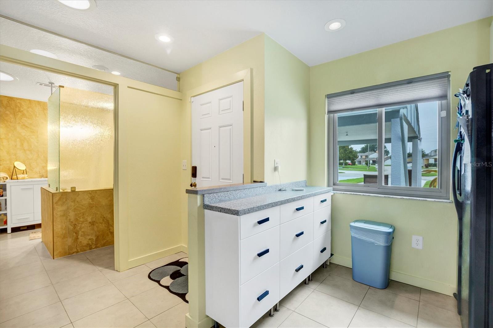 Image 9 of 46 For 455 Prestwick Place 455
