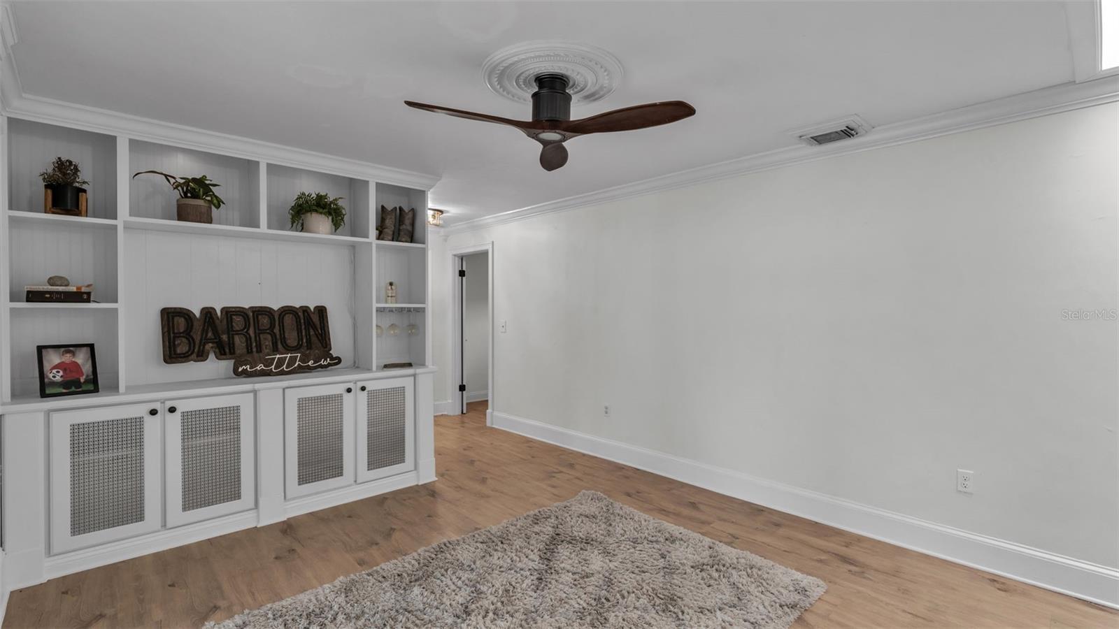 Image 13 of 44 For 4301 Orangewood Loop E