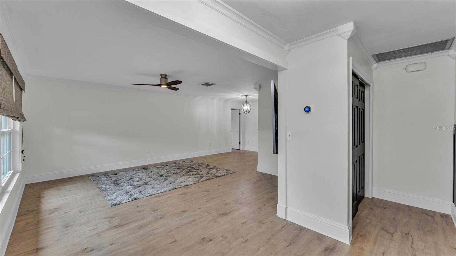 Image 16 of 44 For 4301 Orangewood Loop E