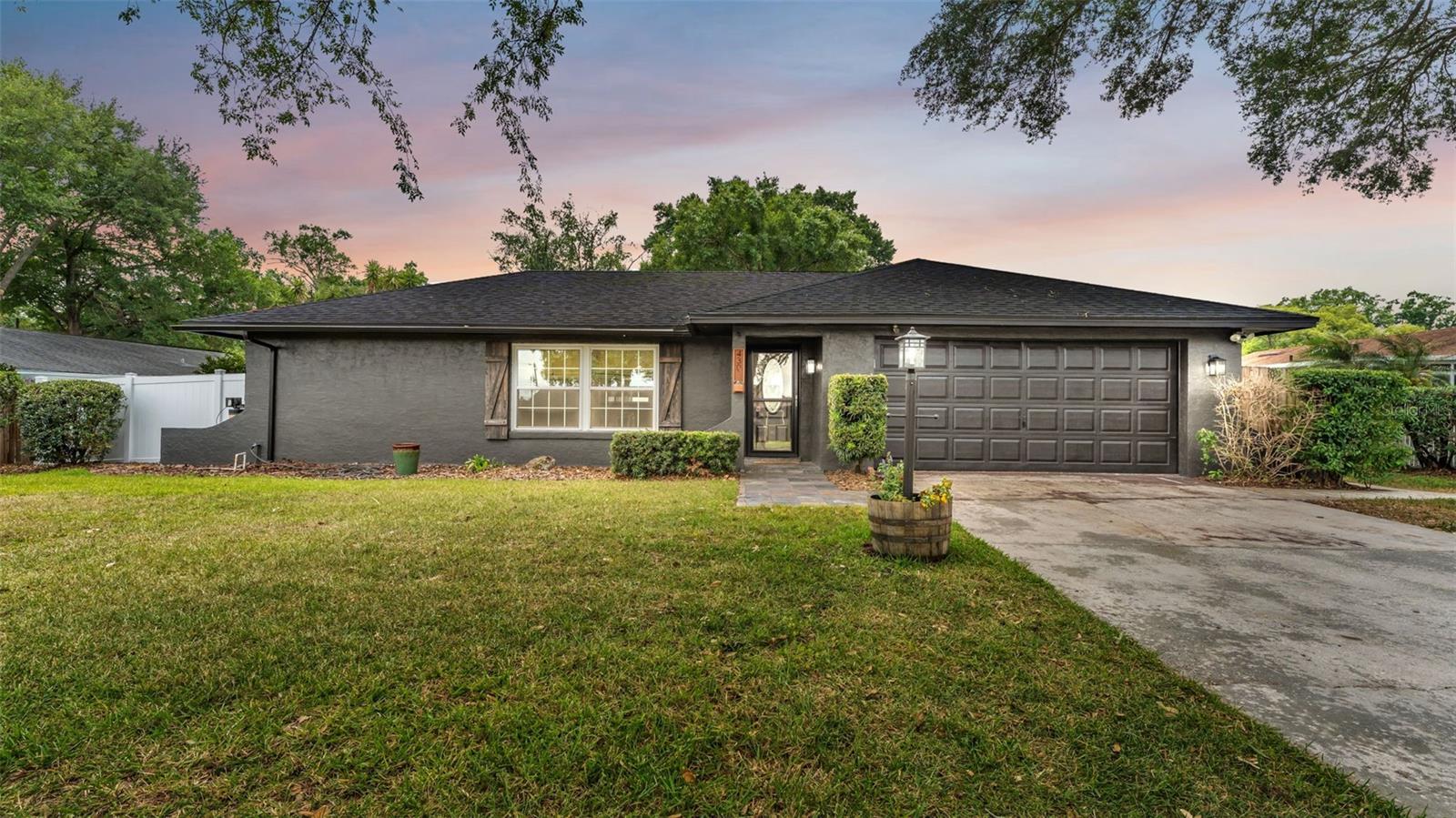Image 3 of 44 For 4301 Orangewood Loop E