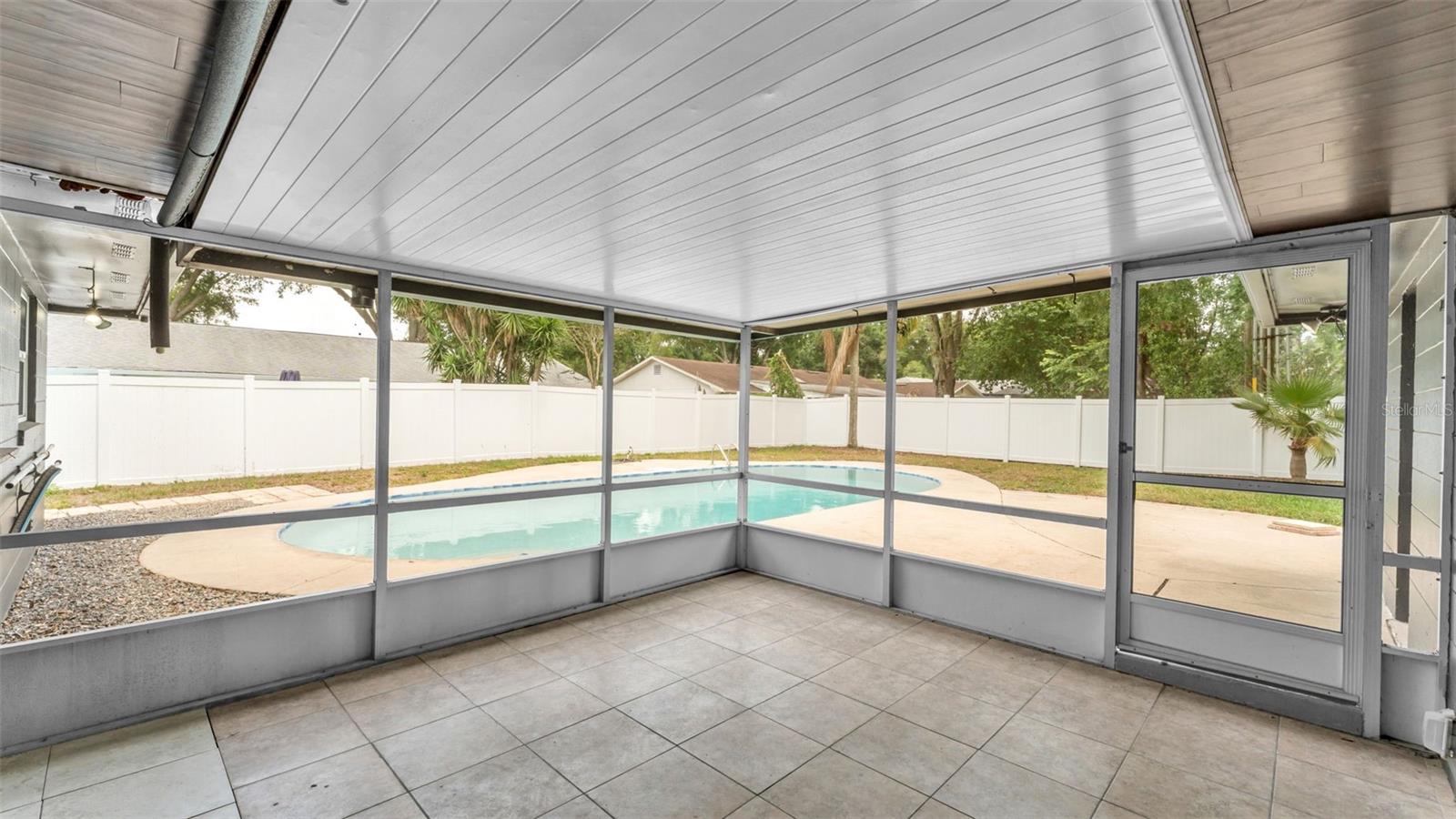 Image 31 of 44 For 4301 Orangewood Loop E