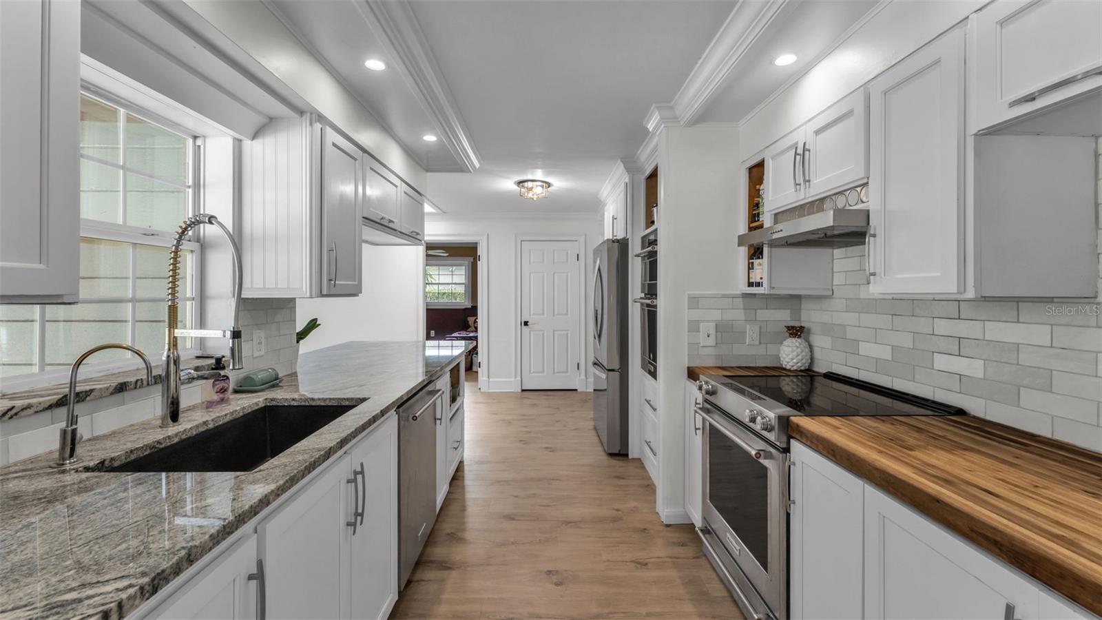 Image 6 of 44 For 4301 Orangewood Loop E