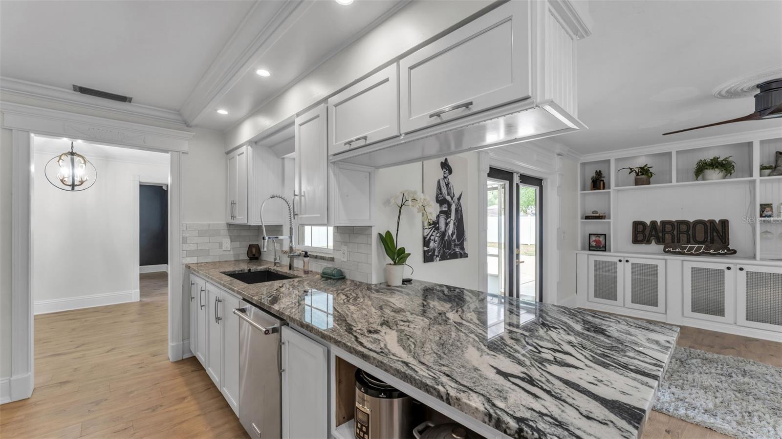 Image 7 of 44 For 4301 Orangewood Loop E