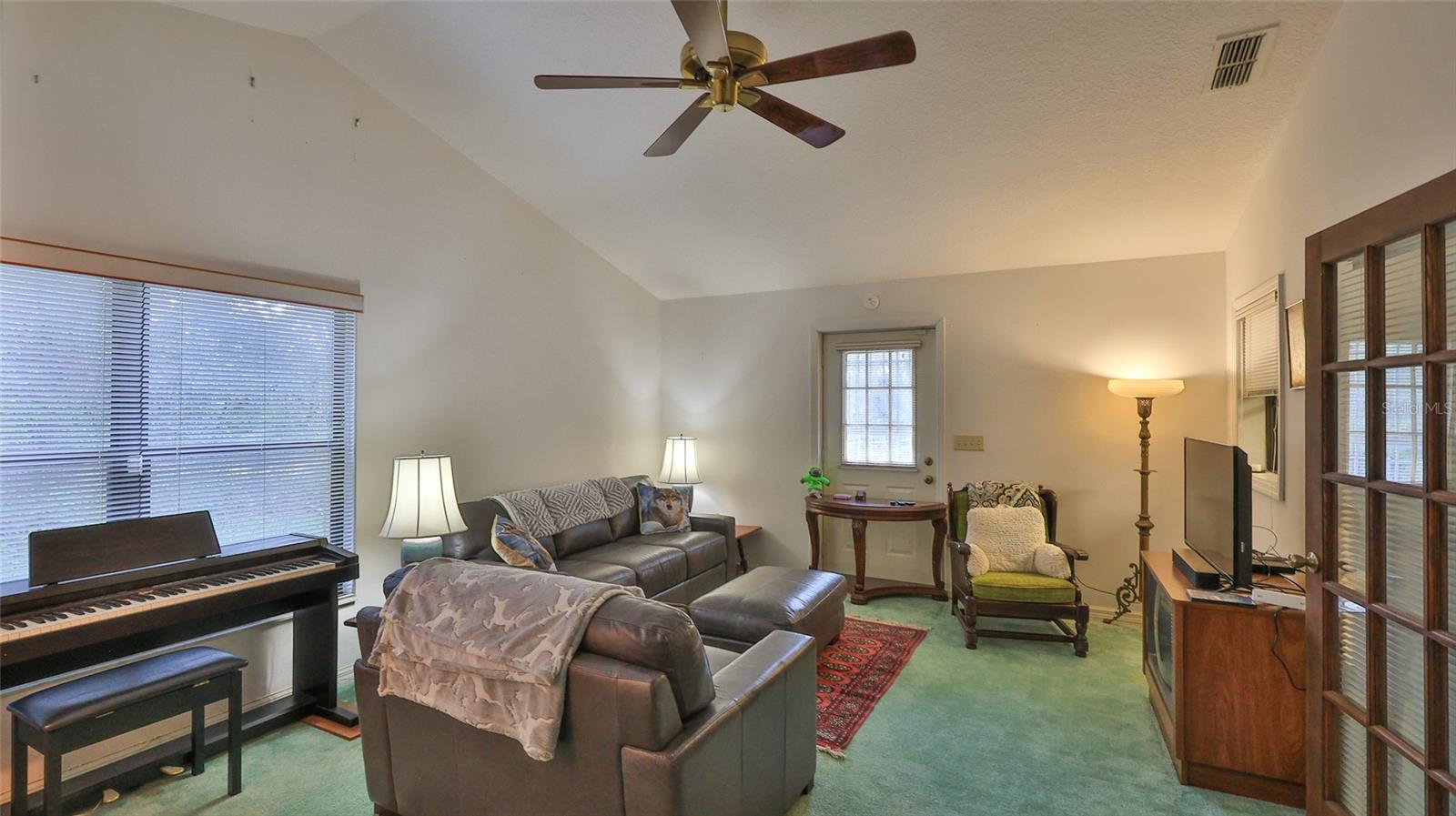 Image 10 of 14 For 3085 Howland Boulevard