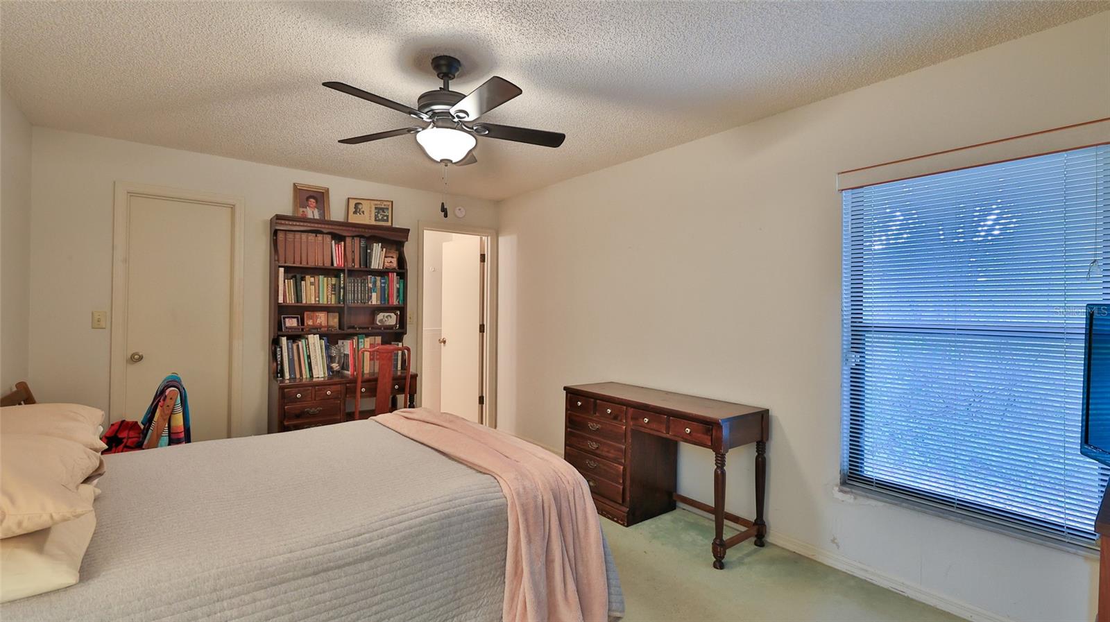 Image 12 of 14 For 3085 Howland Boulevard