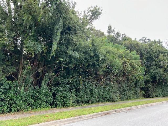 Image 4 of 6 For 1290 Plymouth Avenue