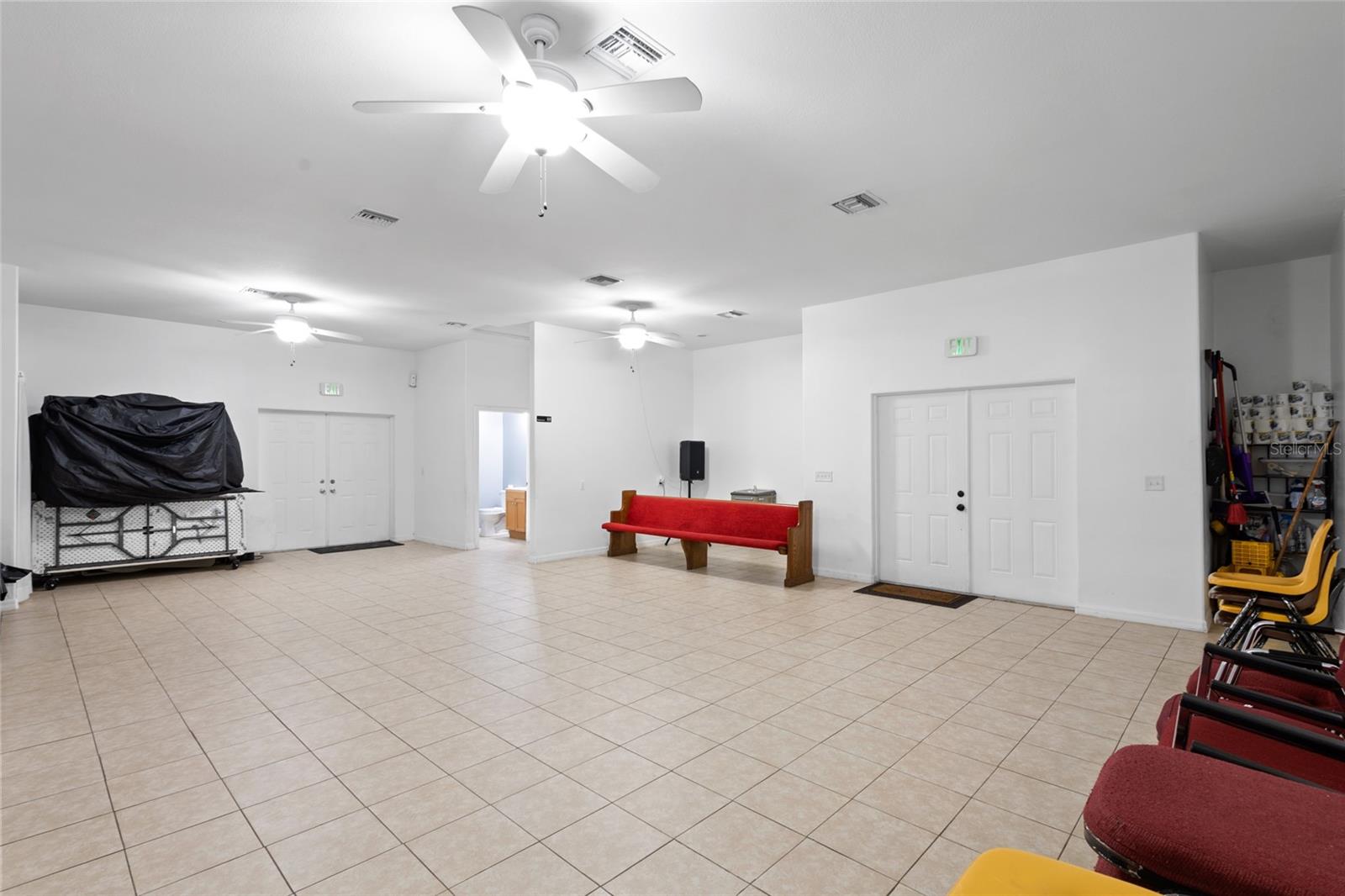 Image 11 of 79 For 106 Beresford Avenue