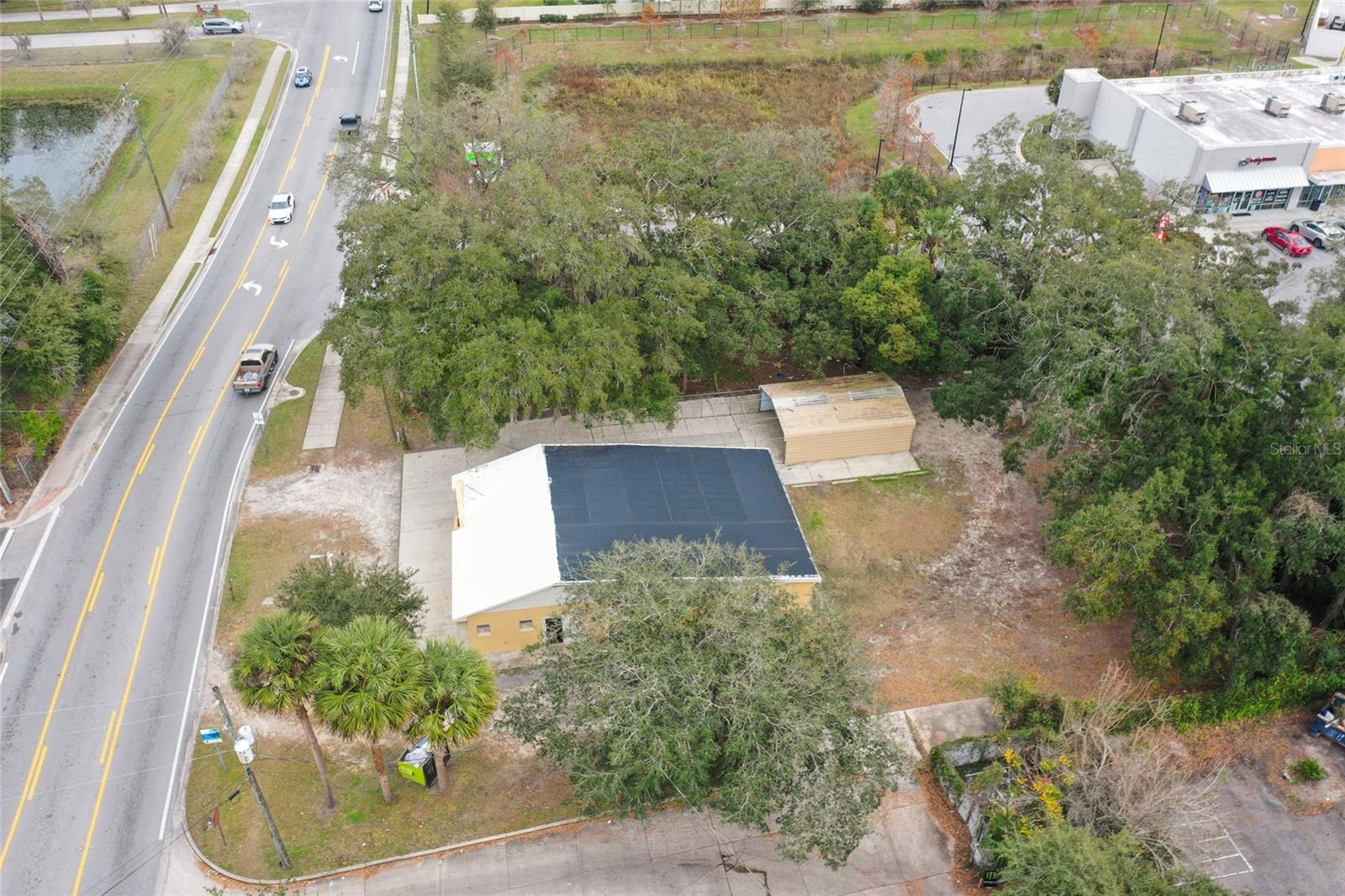 Image 6 of 79 For 106 Beresford Avenue