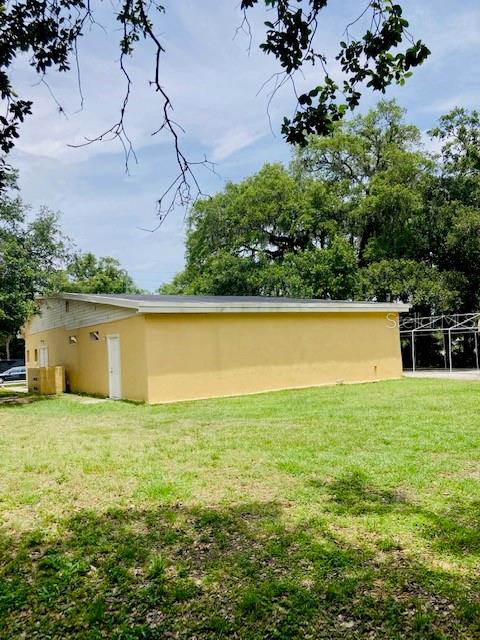 Image 60 of 79 For 106 Beresford Avenue