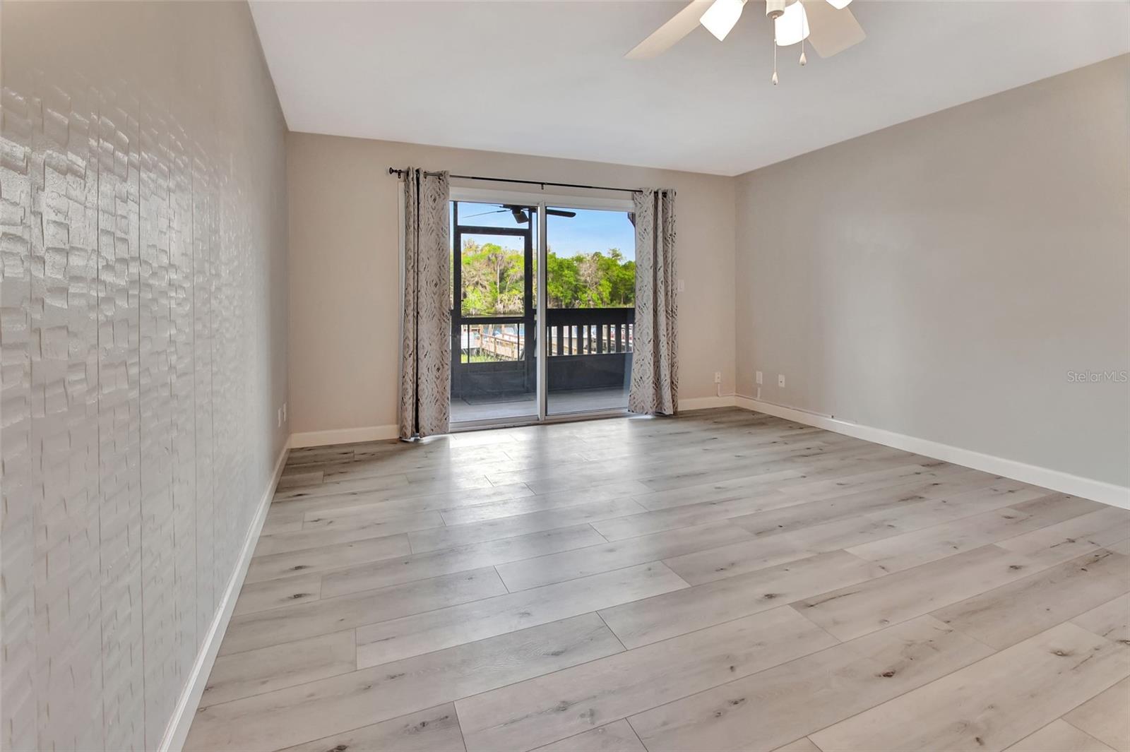 Image 17 of 32 For 2329 River Ridge Road 160
