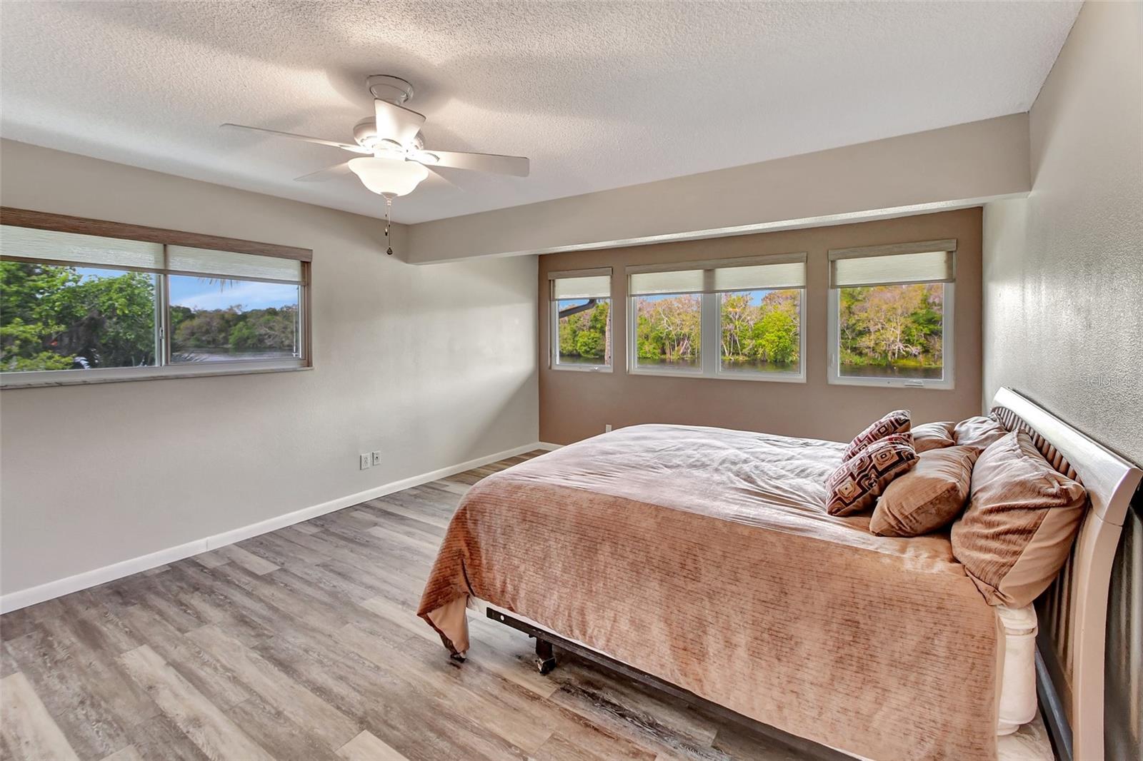 Image 23 of 32 For 2329 River Ridge Road 160