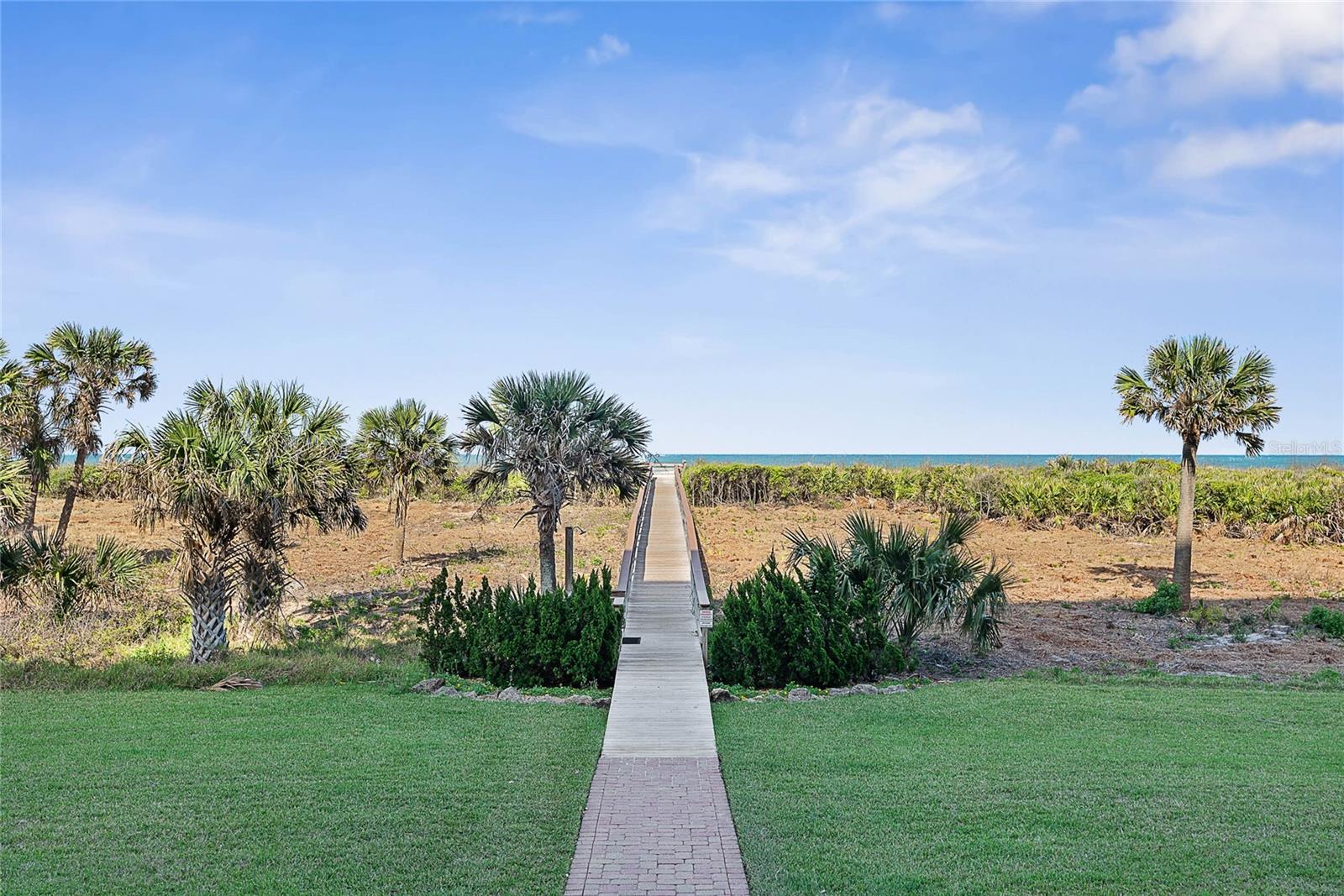 Image 35 of 95 For 80 Surfview Drive 601