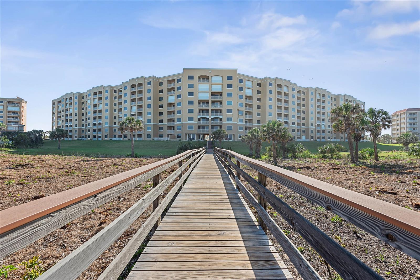 Image 41 of 95 For 80 Surfview Drive 601