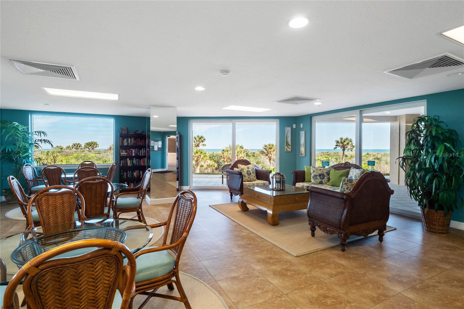 Image 69 of 95 For 80 Surfview Drive 601