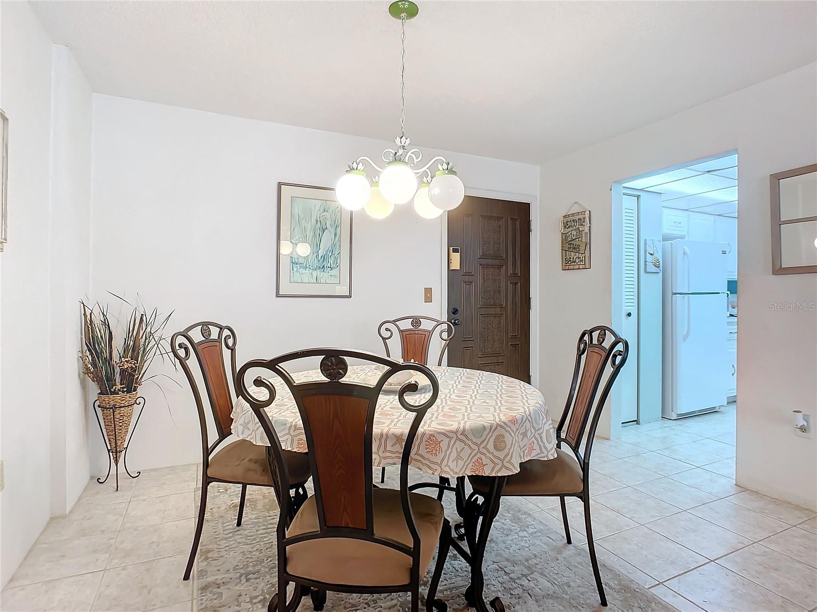 Image 11 of 50 For 1415 Ocean Shore Boulevard 309