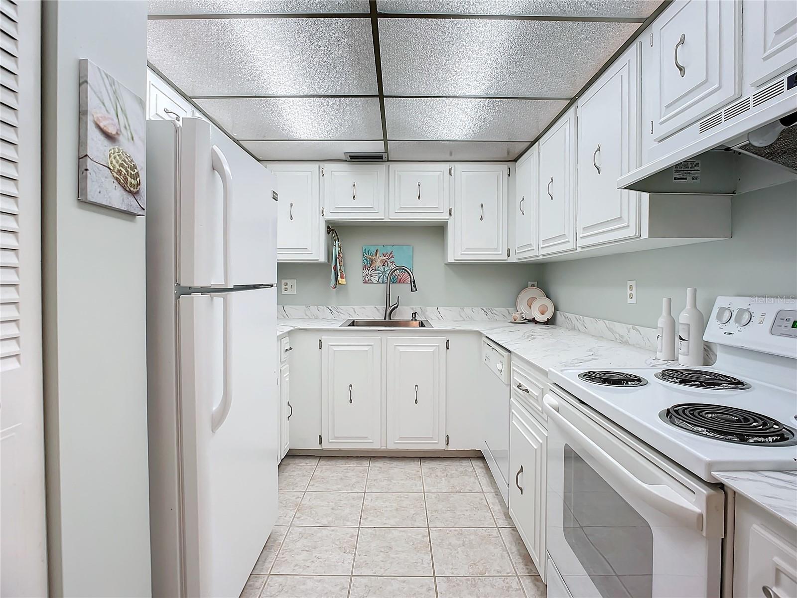 Image 16 of 50 For 1415 Ocean Shore Boulevard 309