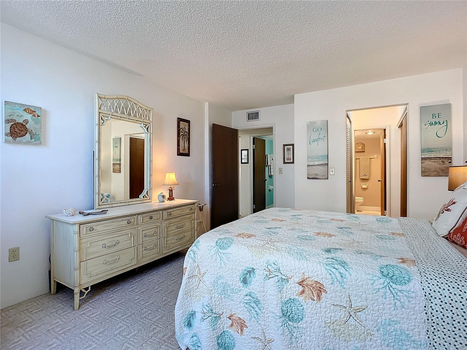 Image 22 of 50 For 1415 Ocean Shore Boulevard 309
