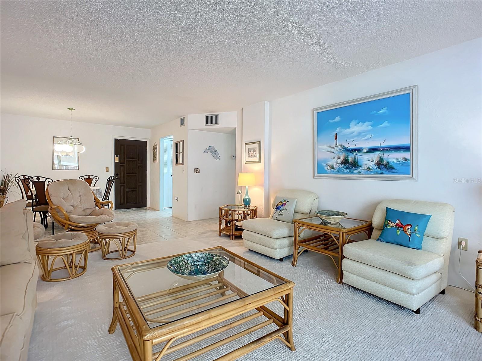 Image 7 of 50 For 1415 Ocean Shore Boulevard 309