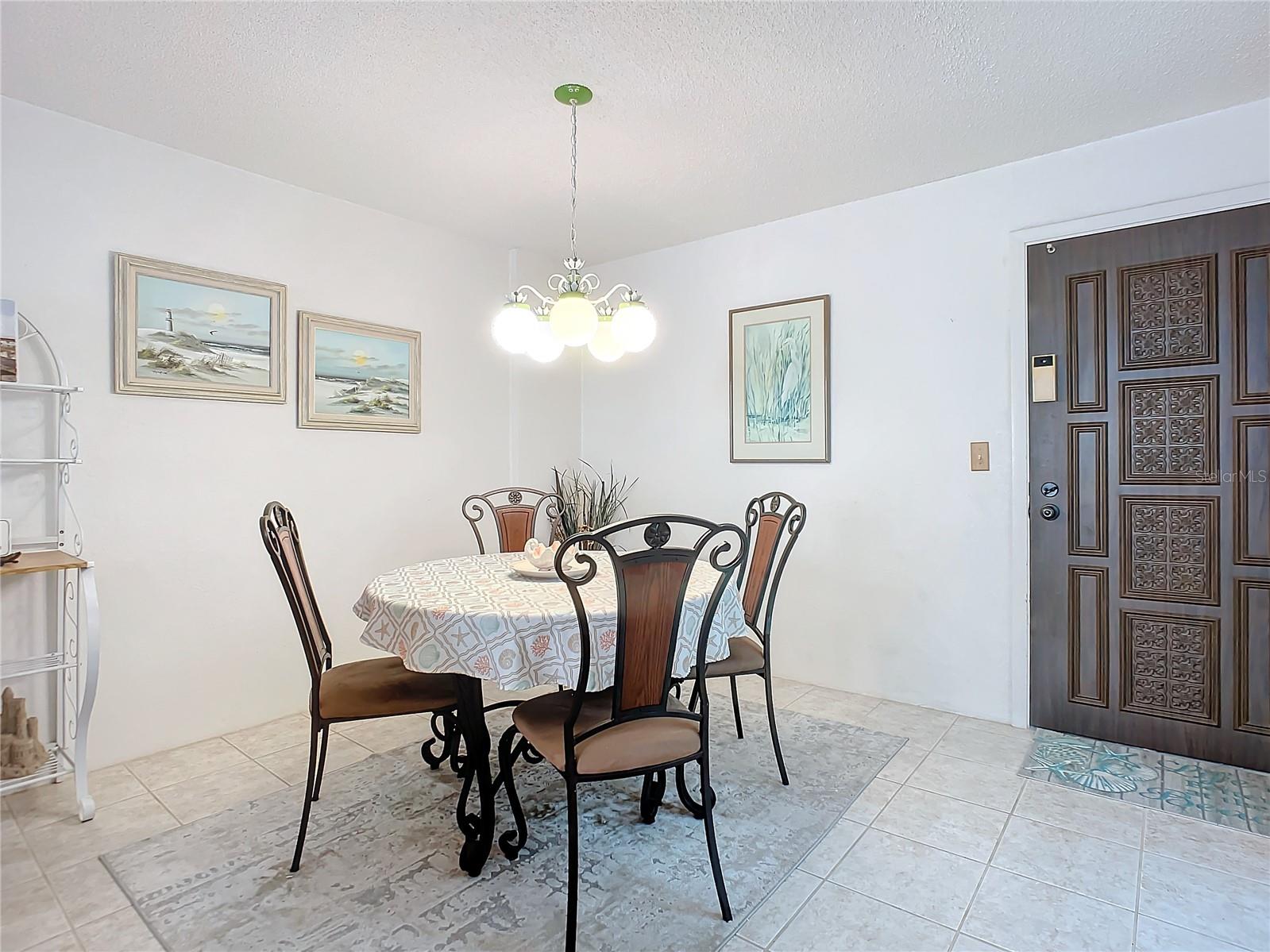 Image 9 of 50 For 1415 Ocean Shore Boulevard 309