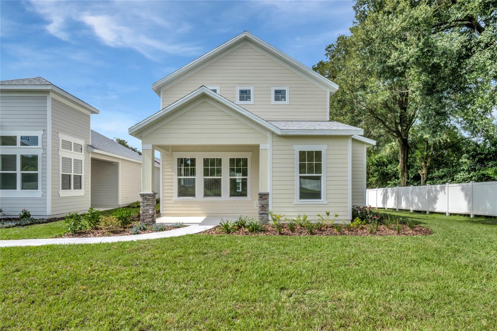 Details for 947 Azalea Walk Circle, DELAND, FL 32724