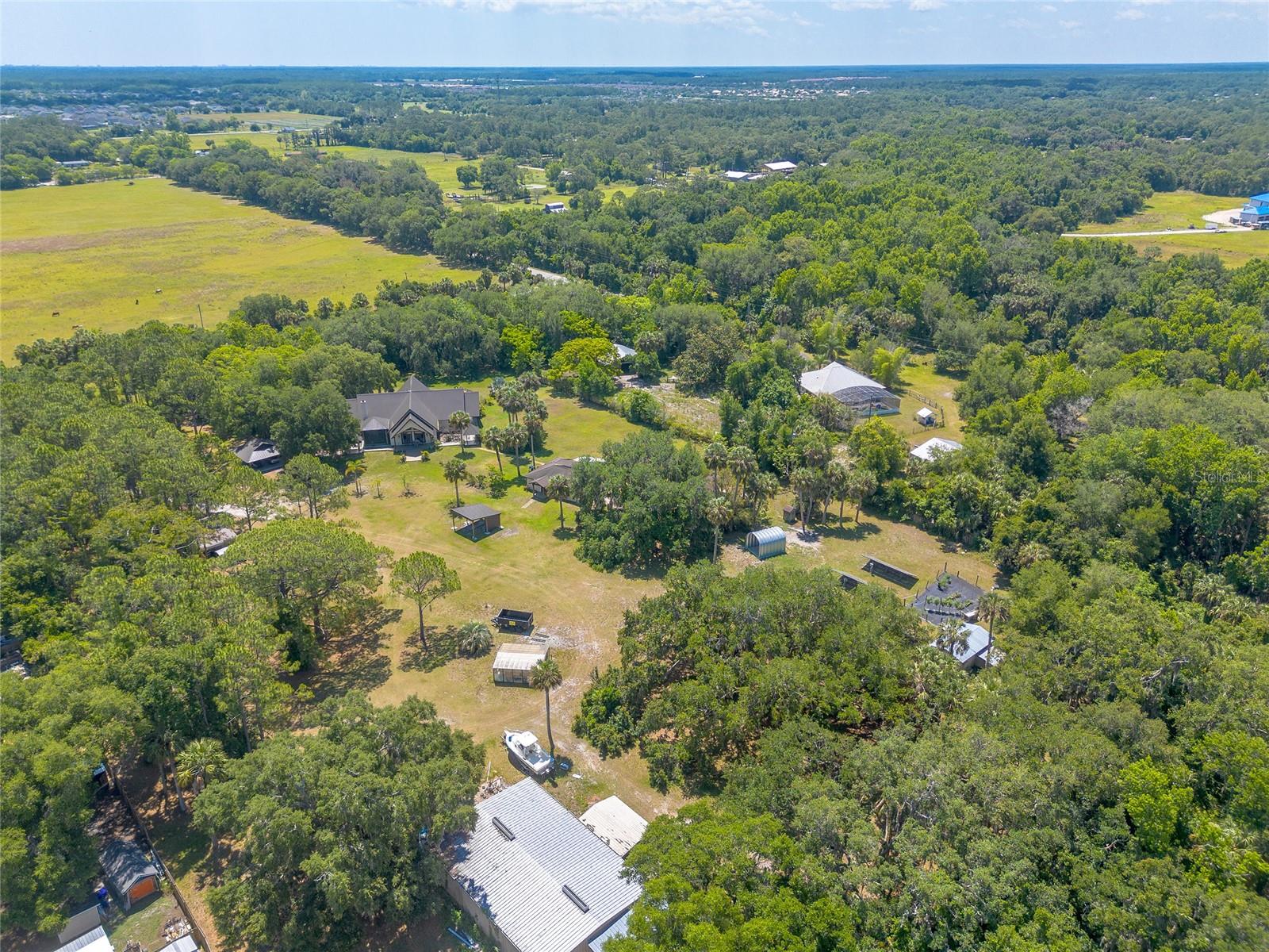 Image 80 of 86 For 760 Russell Road