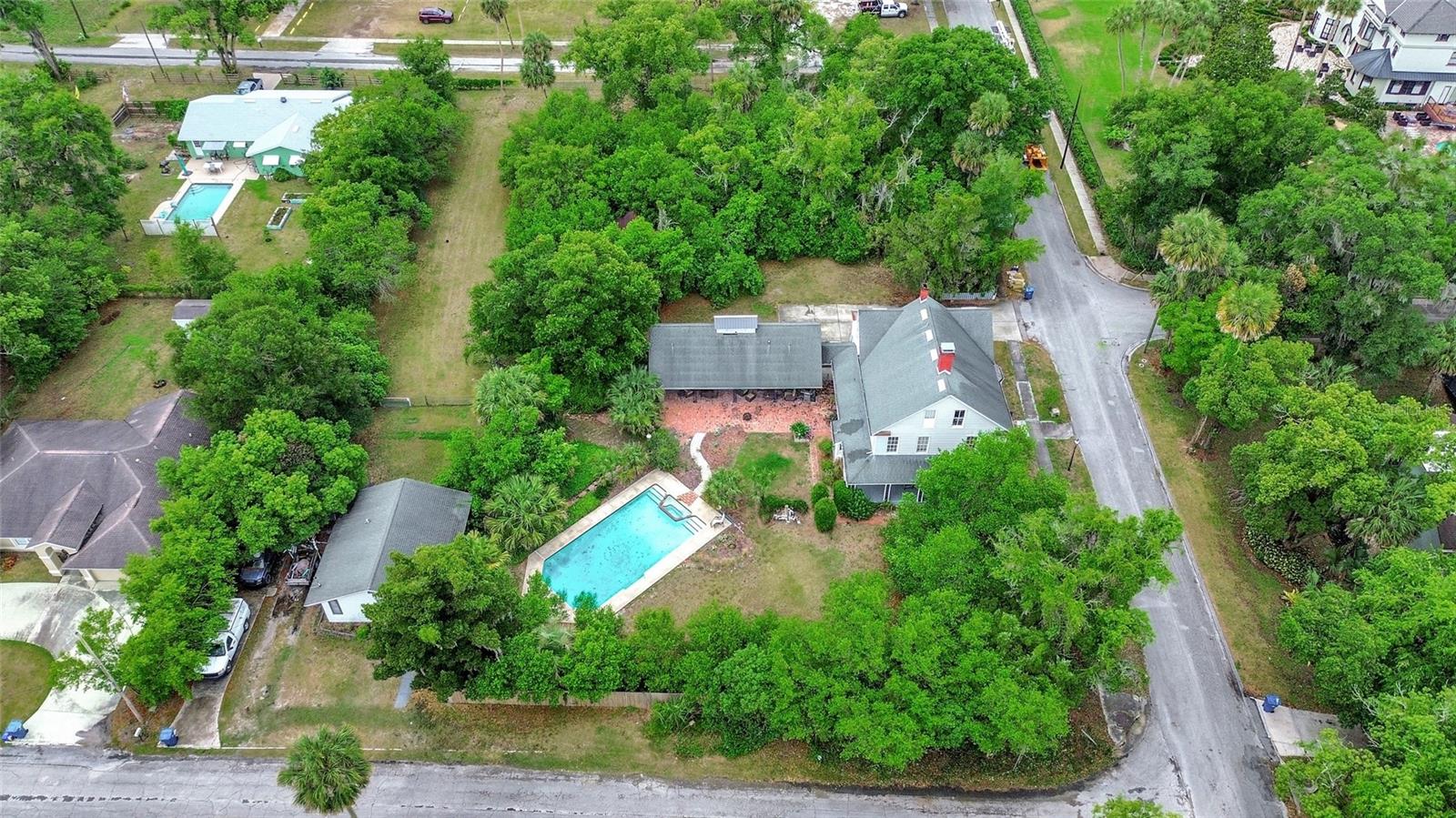 Image 83 of 99 For 1010 Camphor Lane & 404 S Brooks Avenue