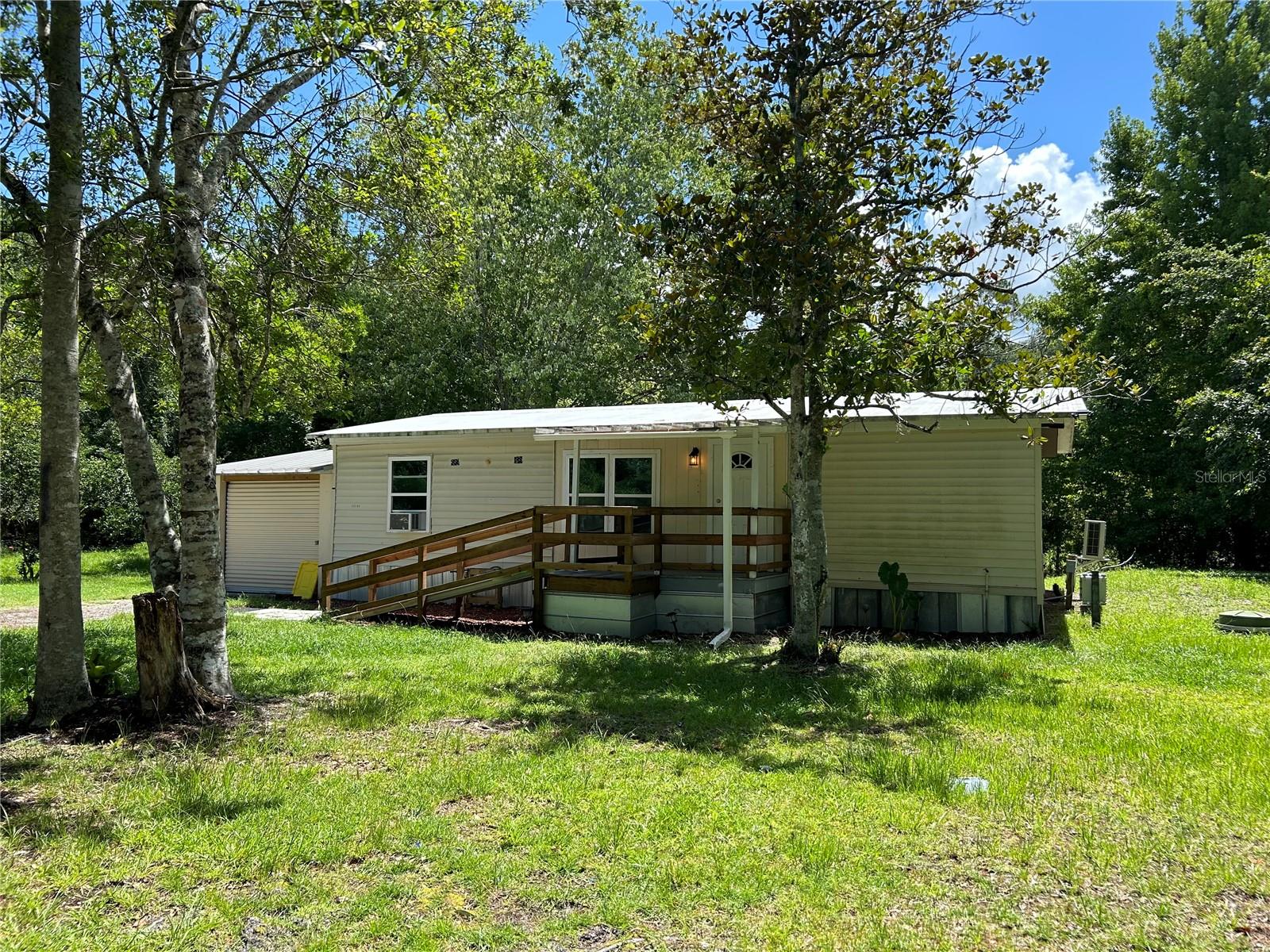 Details for 55508 6th Street, ASTOR, FL 32102