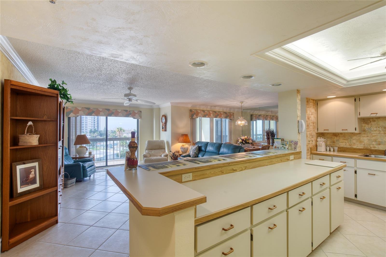 Image 5 of 27 For 1513 Ocean Shore Boulevard 3c