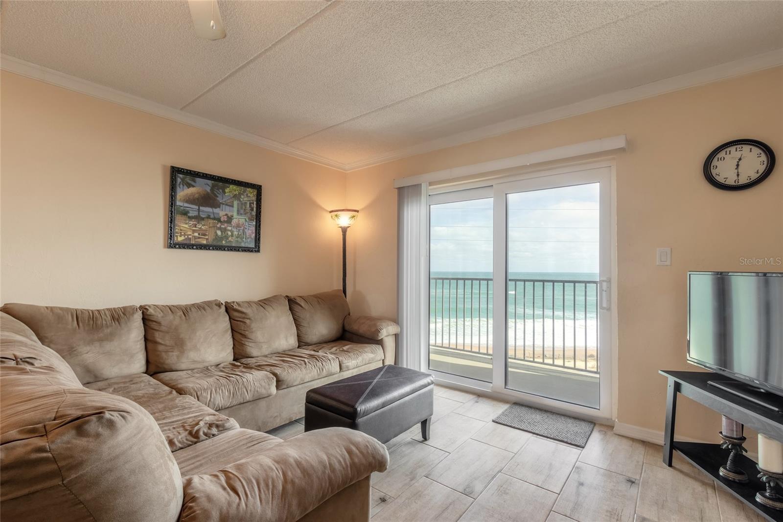 Image 4 of 29 For 2730 Ocean Shore Boulevard 4060