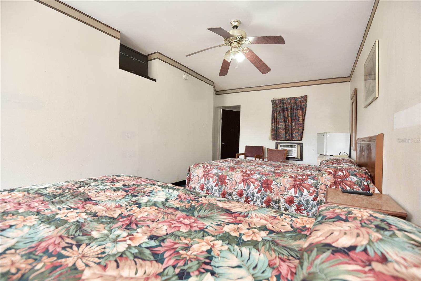 Image 38 of 42 For 1028 Ridgewood Avenue