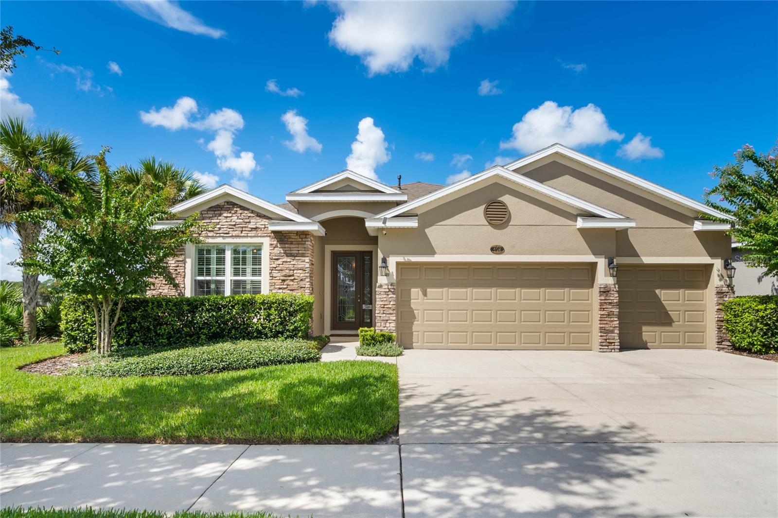 Details for 402 Victoria Trails Boulevard, DELAND, FL 32724