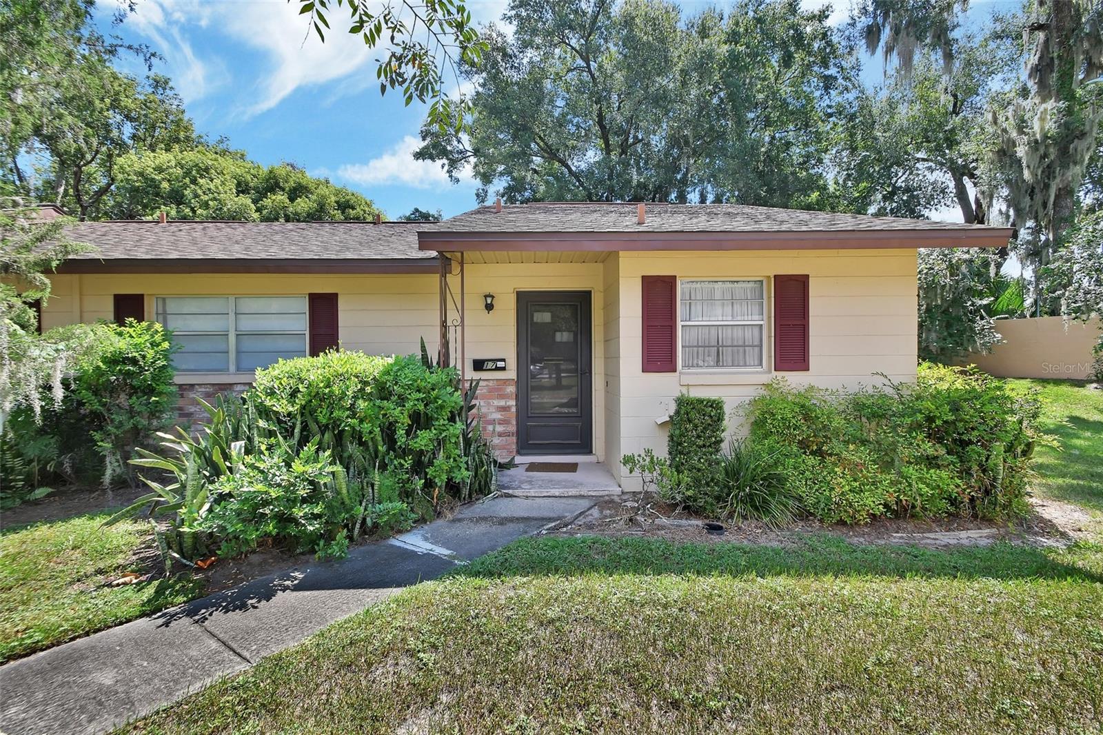 Details for 17 Villa Villar Court 17, DELAND, FL 32724