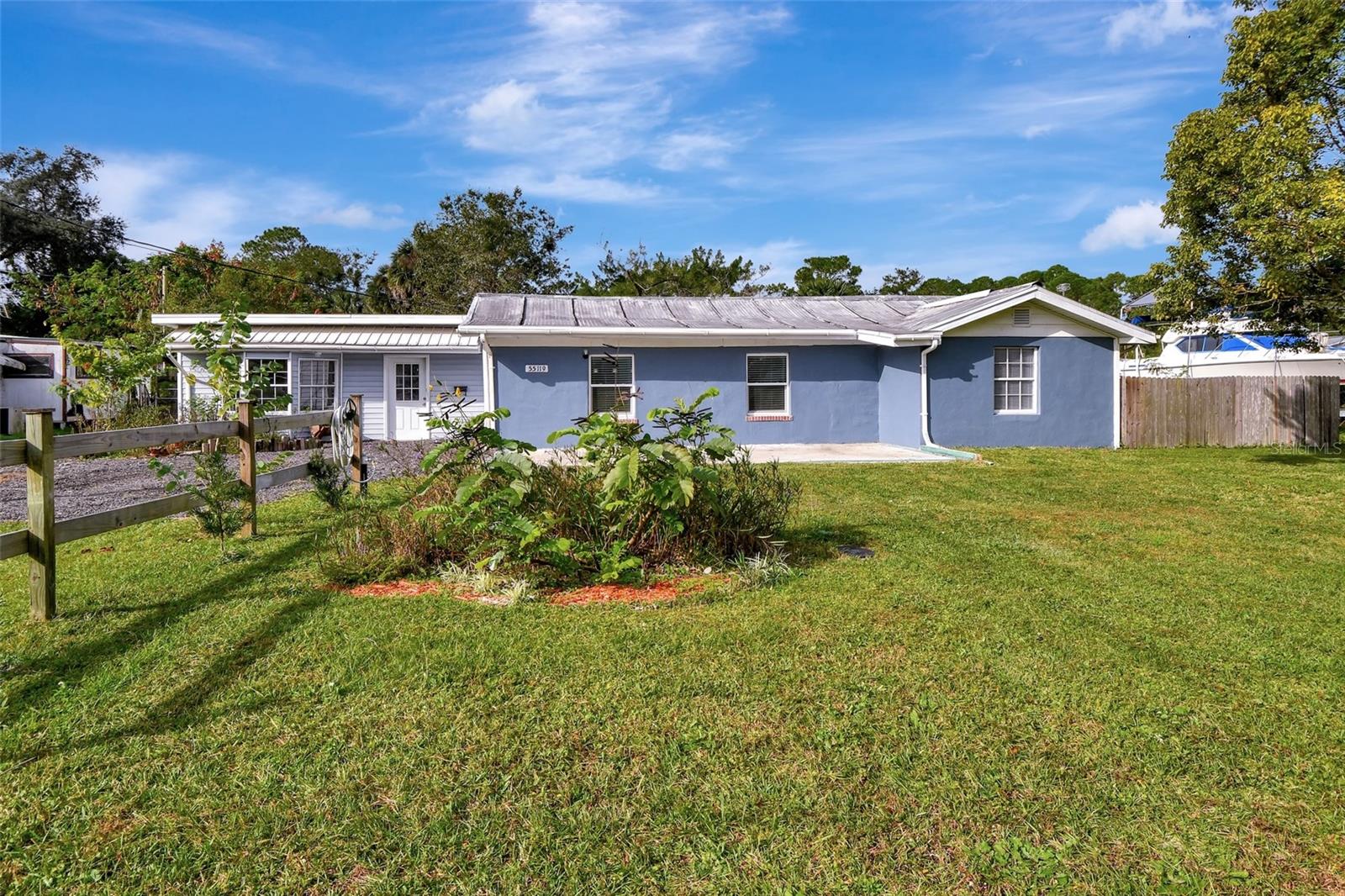 Details for 55119 5th Street, ASTOR, FL 32102