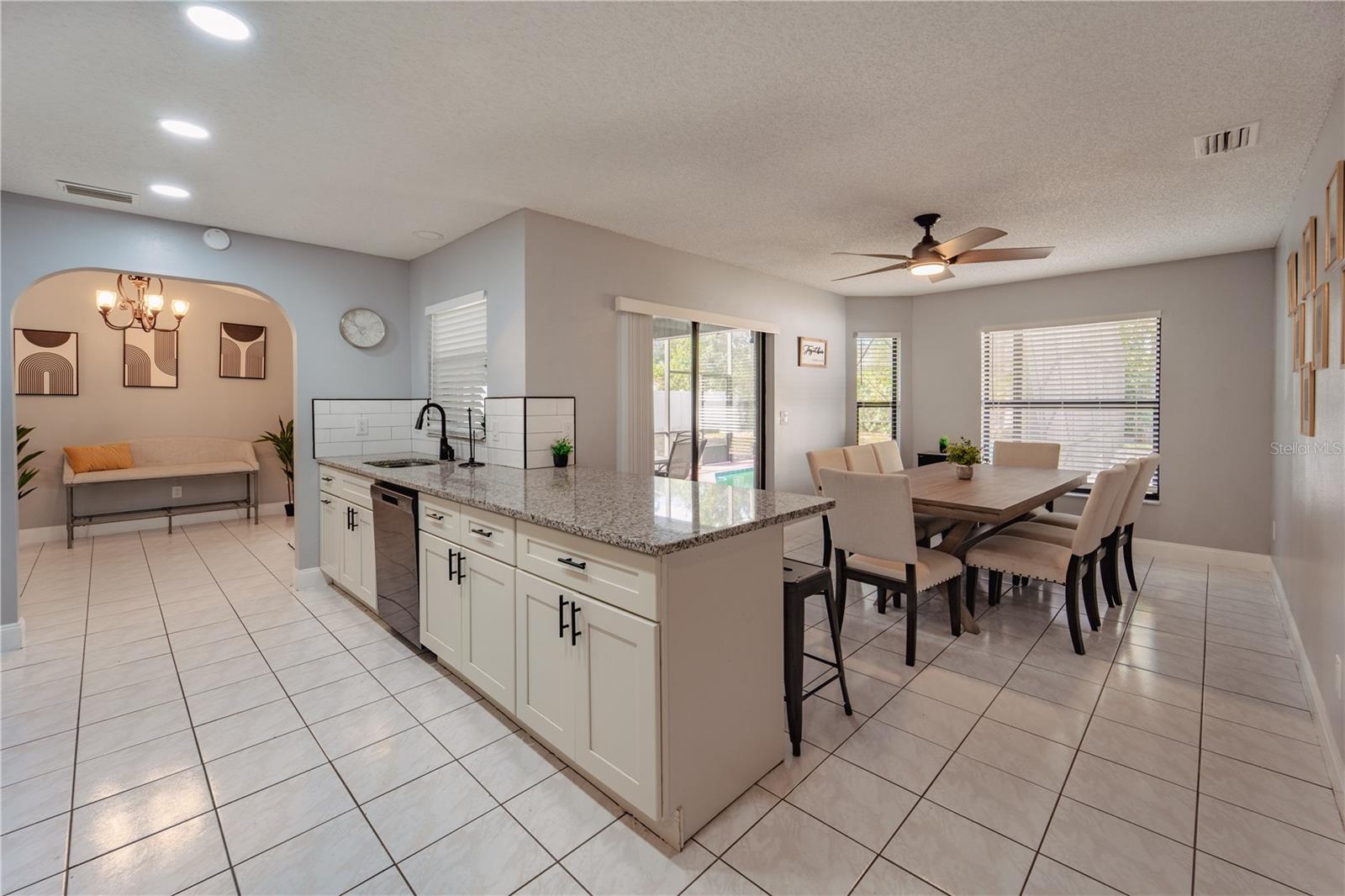 Image 13 of 33 For 1020 Hanford Drive