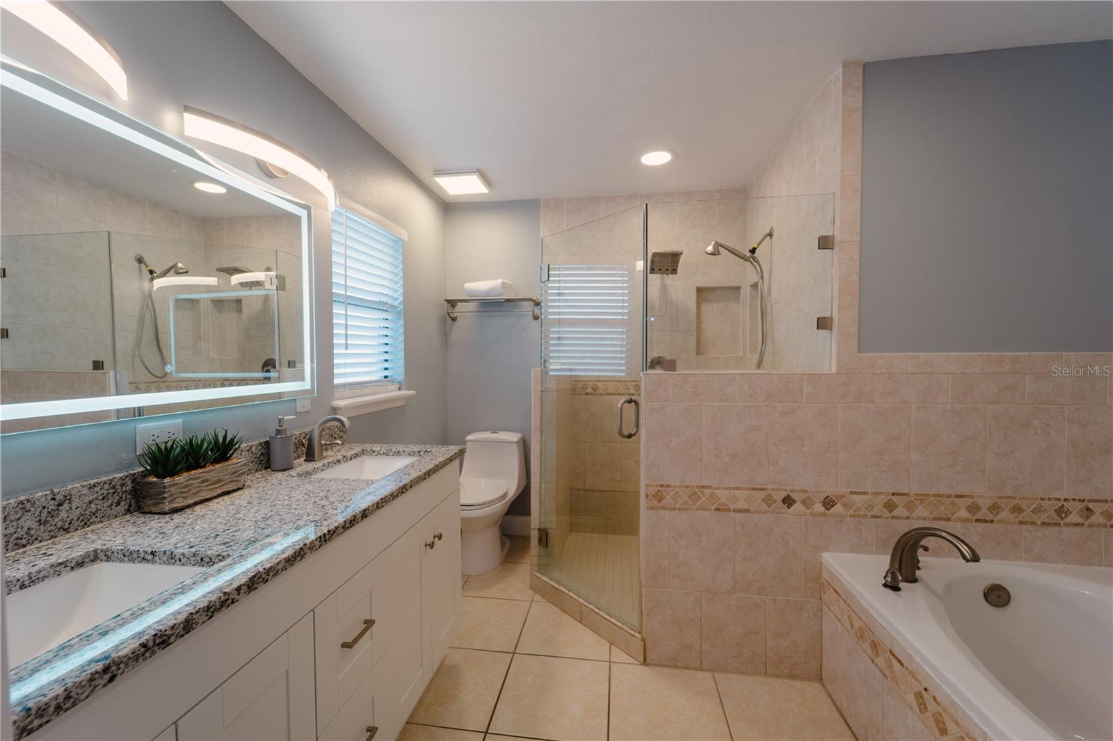 Image 18 of 33 For 1020 Hanford Drive