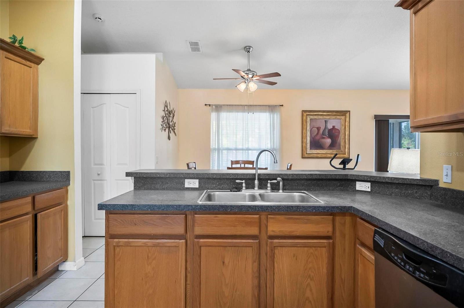 Image 18 of 50 For 2063 Killinger Street