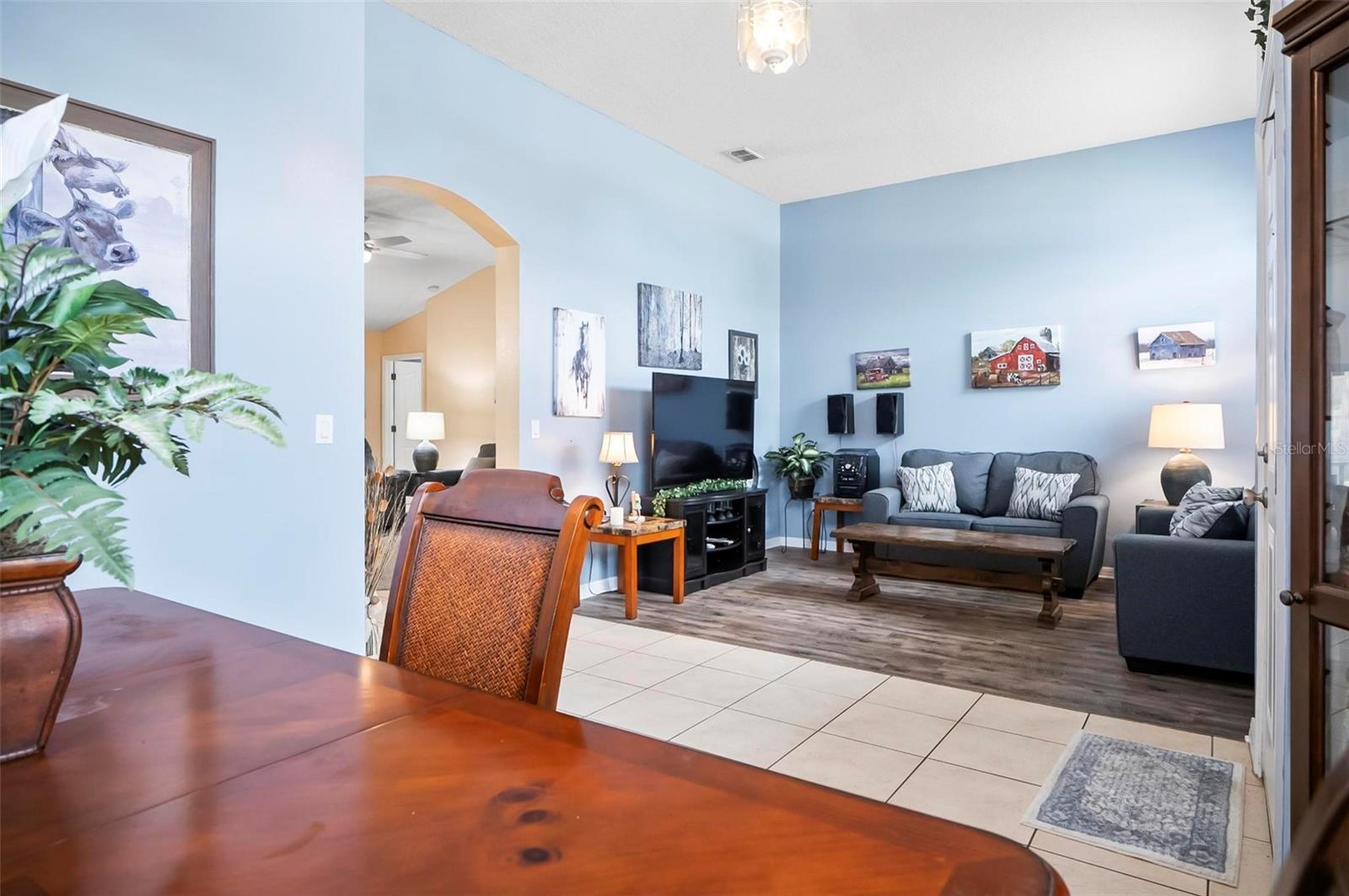 Image 9 of 50 For 2063 Killinger Street