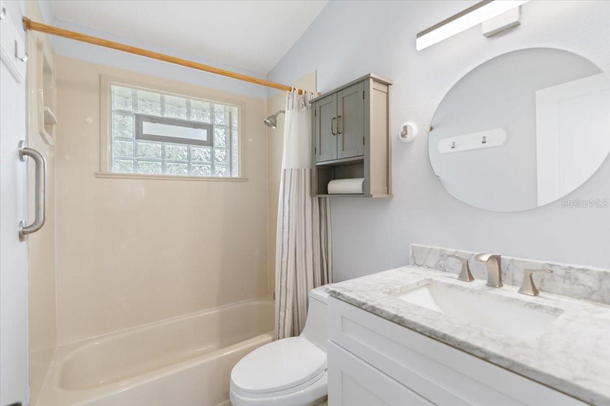 Image 35 of 39 For 4805 Valdine Avenue