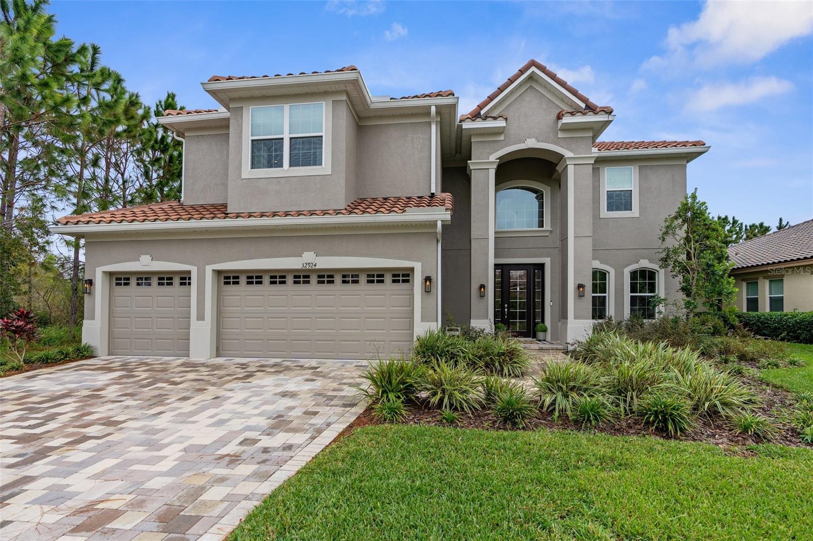 Details for 32924 Estate Garden Drive, WESLEY CHAPEL, FL 33545