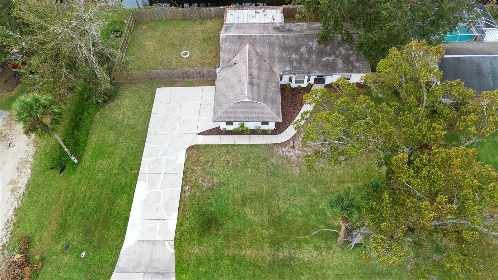 Image 37 of 40 For 2730 Woodland Drive